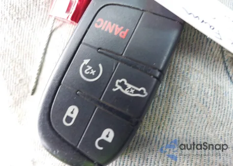 2015 Chrysler 200 S z USA, uszkodzony, nr VIN 1C3CCCBG0FN615972